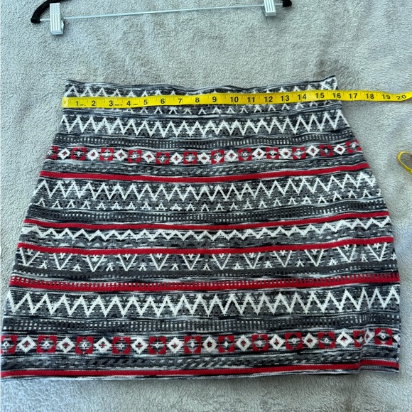 Krimson Klover Jelena Sweater Skirt Fair Isle Mini Gray Red Size L Apres Ski Nor - Picture 6 of 12